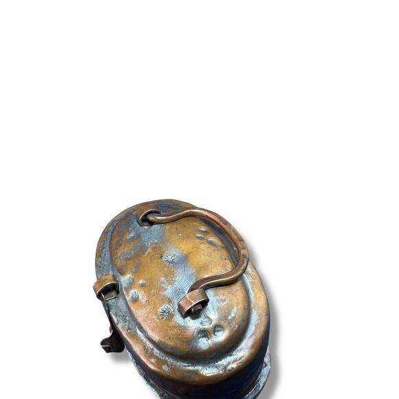 Antique VTG Turkish Hand Hammered Metal Soap Box W/drain Holes Clasp Fitted Lid - Picture 8 of 9